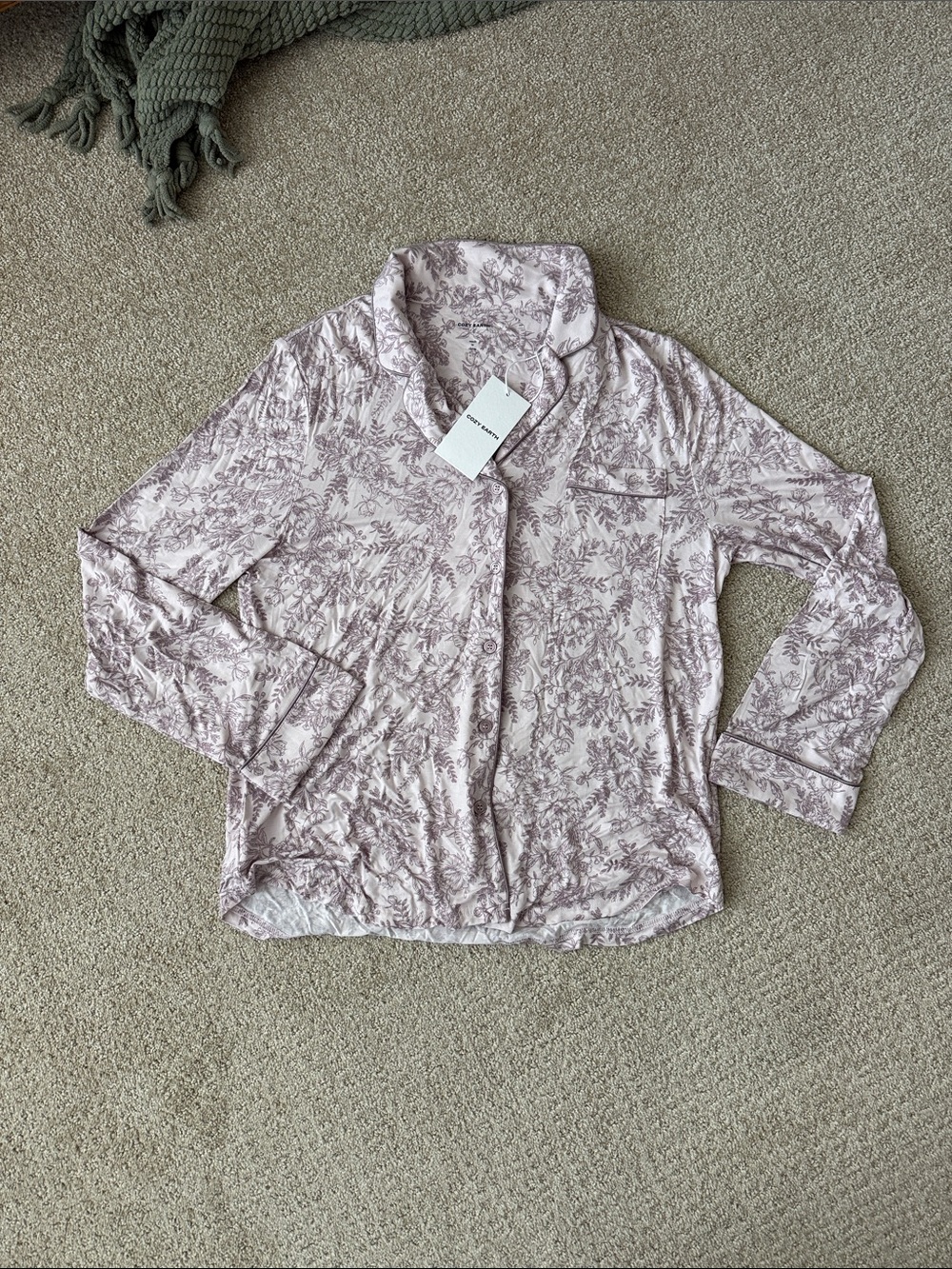 Cozy Earth Women’s Long-Sleeve Floral Button-Front Pajama Top - Light Mauve